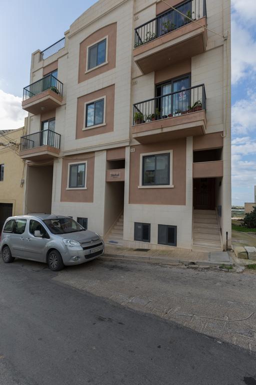 North Side Apartment 1 L-Imgarr Exterior foto